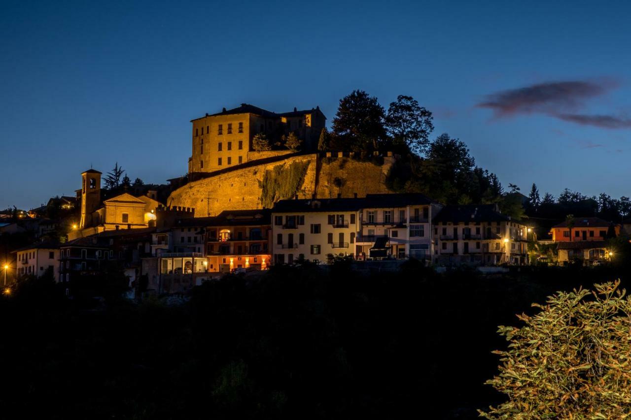 Mongalletto Castellinaldo Bagian luar foto